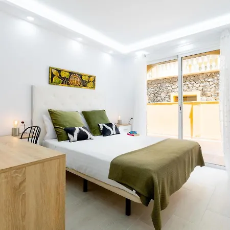 Апартаменты 9 Parque Tropical Cristianos Лос Кристианос