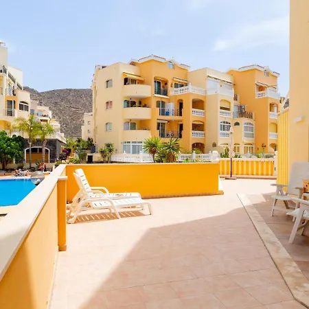 9 Parque Tropical Cristianos *